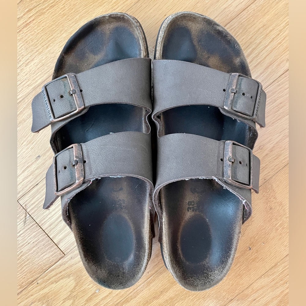 Arizona Birkibuc Birkenstocks sz 38